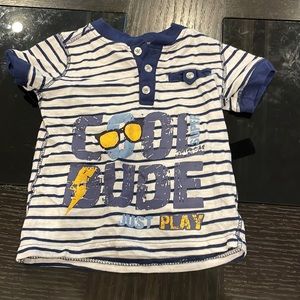 Toddler short sleeve tee size 24mth